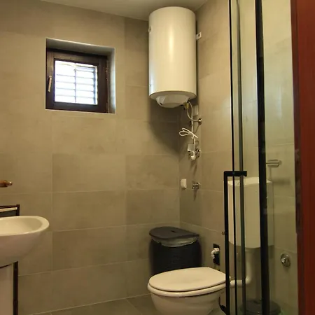 Daidzic By El-pi Tours Appartement Njivice
