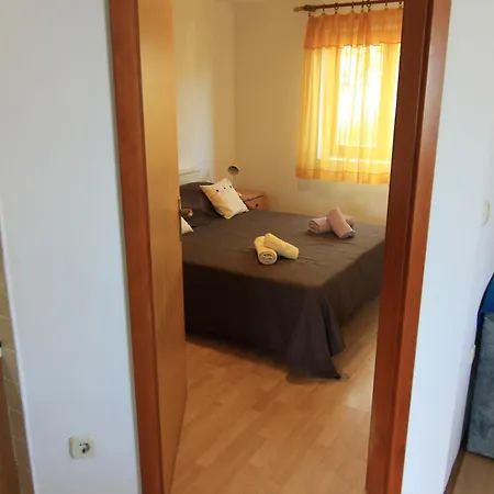 Daidzic Apartament *