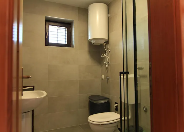 Daidzic By El-pi Tours Appartement Njivice