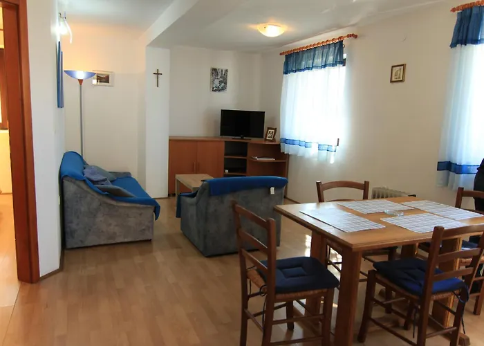 Appartement Daidzic By El-pi Tours Njivice